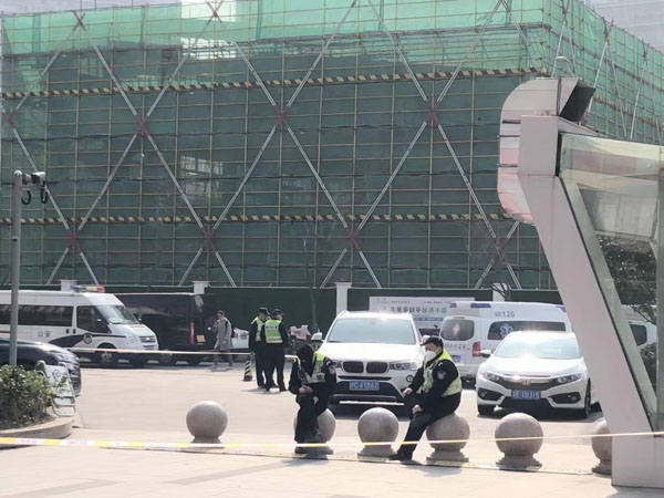 上海律師告訴您法定代表人越權代表公司在保證合同上簽字怎么辦
